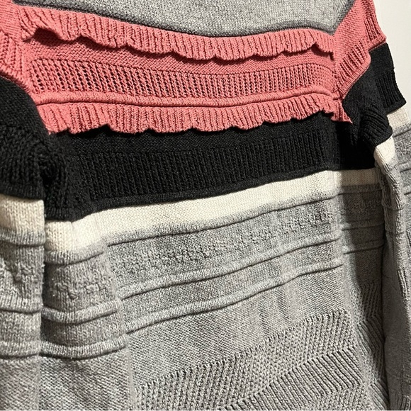 LOFT Scalloped Striped Sweater, Grey and Pink, Size Small - Picture 4 of 9